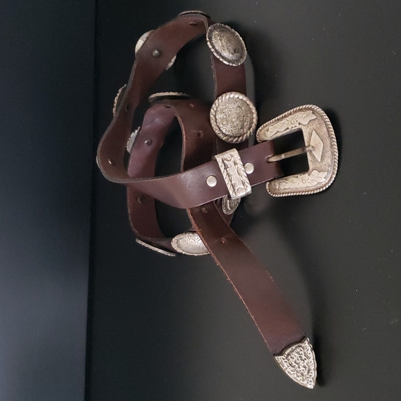 Silver and leather  conch belt main image 7